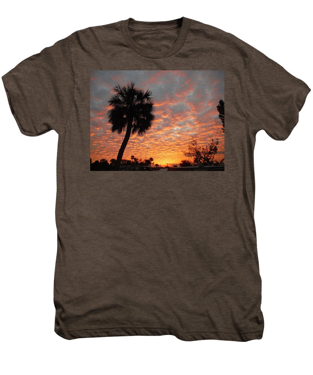 Billowy Orange Sunset - Men's Premium T-Shirt