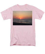 Early Bait Run - Men's T-Shirt  (Regular Fit)