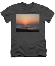 Early Bait Run - Men's V-Neck T-Shirt