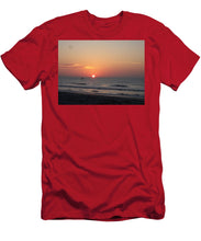 Early Bait Run - Men's T-Shirt (Athletic Fit)
