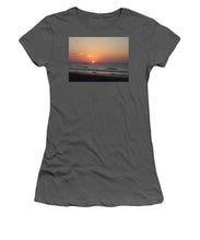 Early Bait Run - Women's T-Shirt (Athletic Fit)