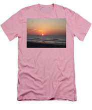 Early Bait Run - Men's T-Shirt (Athletic Fit)