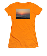 Early Bait Run - Women's T-Shirt (Athletic Fit)