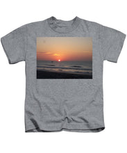 Early Bait Run - Kids T-Shirt