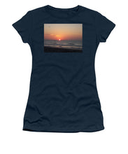 Early Bait Run - Women's T-Shirt (Athletic Fit)
