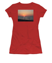 Early Bait Run - Women's T-Shirt (Athletic Fit)