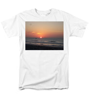 Early Bait Run - Men's T-Shirt  (Regular Fit)