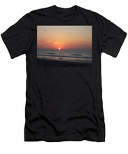 Early Bait Run - Men's T-Shirt (Athletic Fit)