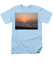 Early Bait Run - Men's T-Shirt  (Regular Fit)