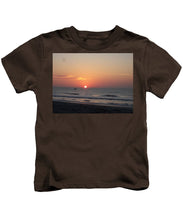 Early Bait Run - Kids T-Shirt
