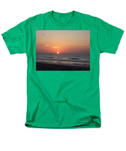 Early Bait Run - Men's T-Shirt  (Regular Fit)