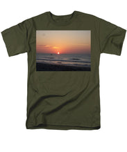 Early Bait Run - Men's T-Shirt  (Regular Fit)