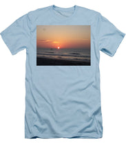 Early Bait Run - Men's T-Shirt (Athletic Fit)