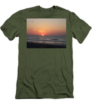 Early Bait Run - Men's T-Shirt (Athletic Fit)