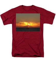 Fishing The Sunburst - Men's T-Shirt  (Regular Fit)