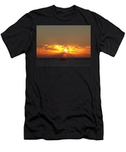Fishing The Sunburst - Men's T-Shirt (Athletic Fit)