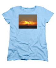 Fishing The Sunburst - Women's T-Shirt (Standard Fit)