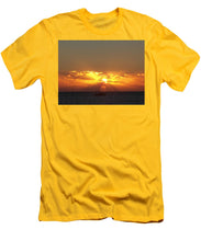 Fishing The Sunburst - Men's T-Shirt (Athletic Fit)
