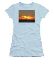 Fishing The Sunburst - Women's T-Shirt (Athletic Fit)