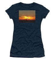 Fishing The Sunburst - Women's T-Shirt (Athletic Fit)