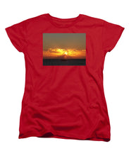 Fishing The Sunburst - Women's T-Shirt (Standard Fit)