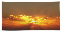 Fishing The Sunburst - Bath Towel